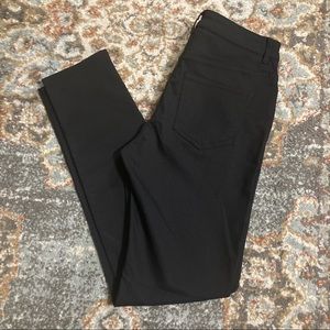 NWOT H&M Black Skinny Jeans